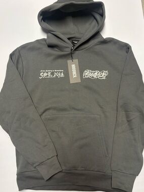 HoodRich Gray Graphic Pullover Hoodie